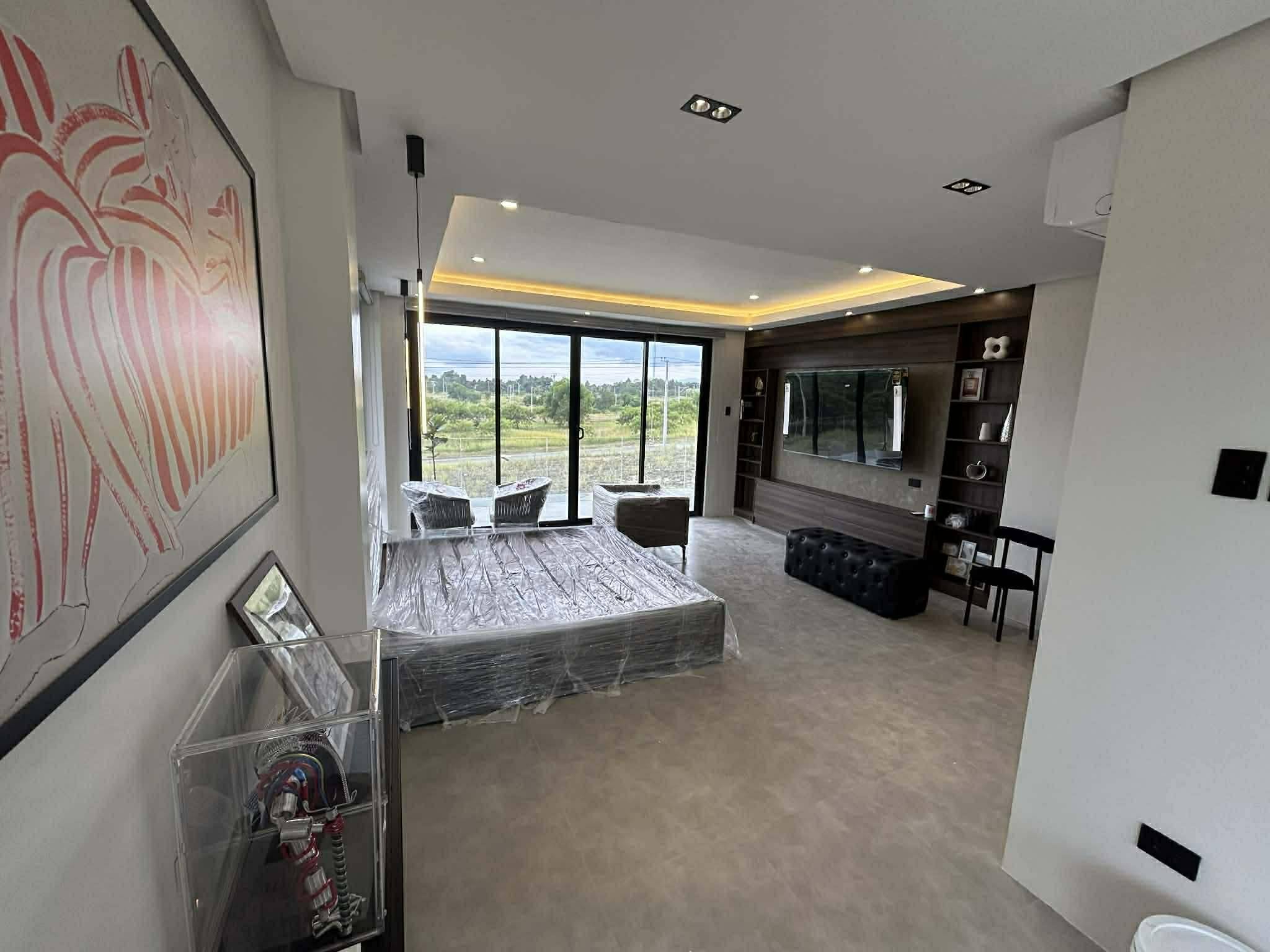 Brand-New Fully Furnished Home in Northtown Residences image 3